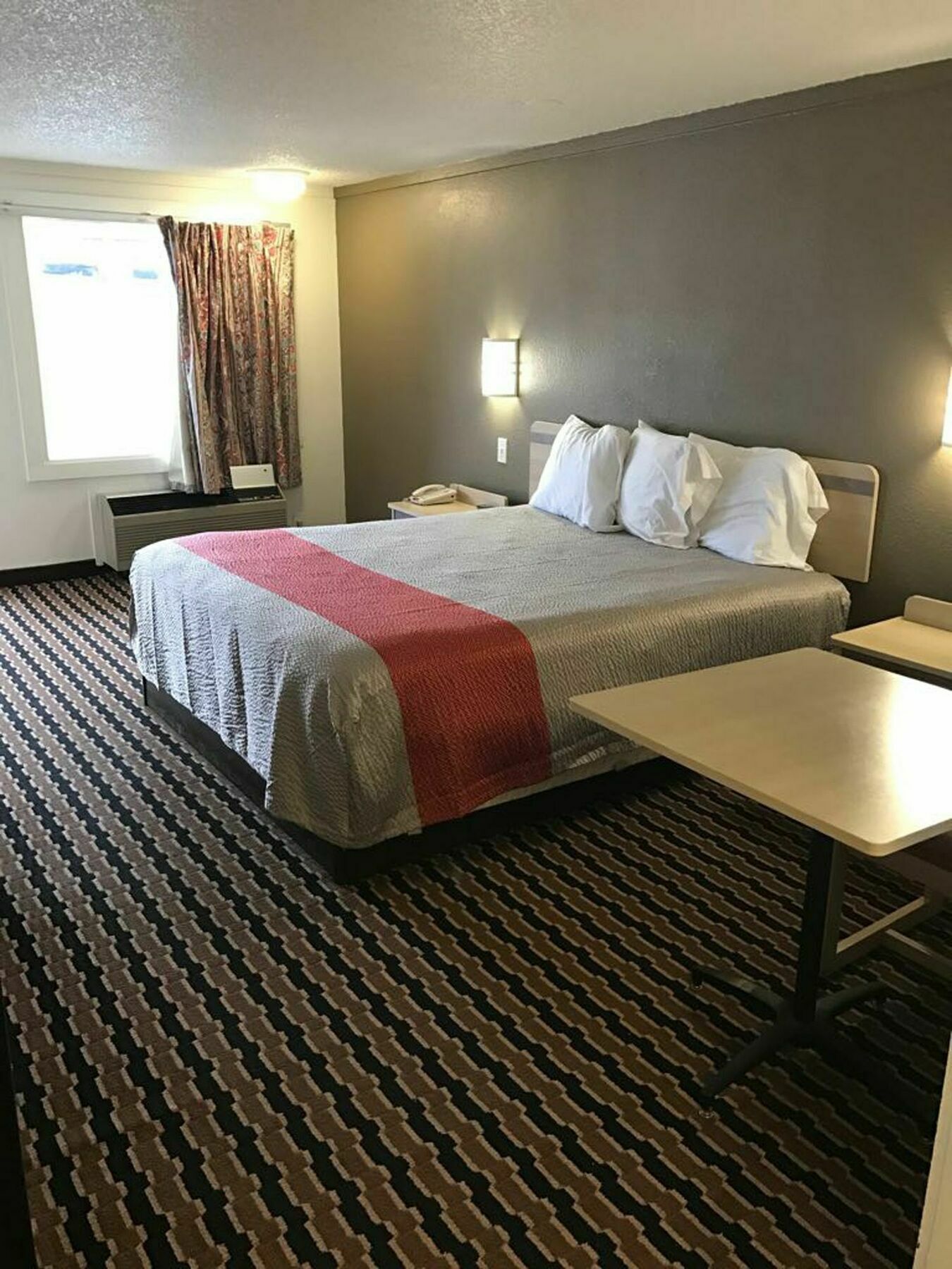 Rodeway Inn Шаронвилл Экстерьер фото